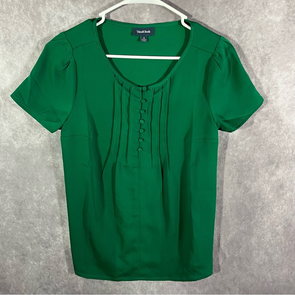 ModCloth Blouse Womens Small Green Pintuck‎ Pleated Short Puff Sleeve Scoop Neck